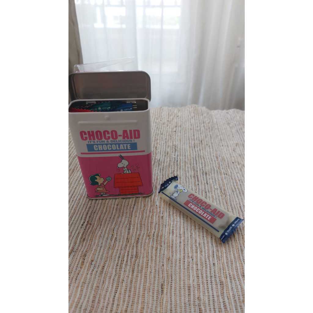 

Cokelat Snoopy - Cokelat Bentuk Band Aid