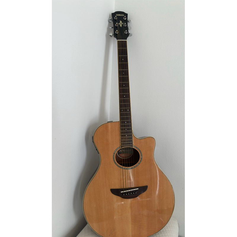 gitar yamaha apx600 - gitar second murah