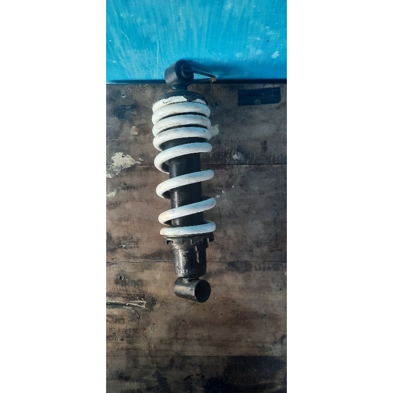 Shock Belakang Copotan Yamaha Byson
