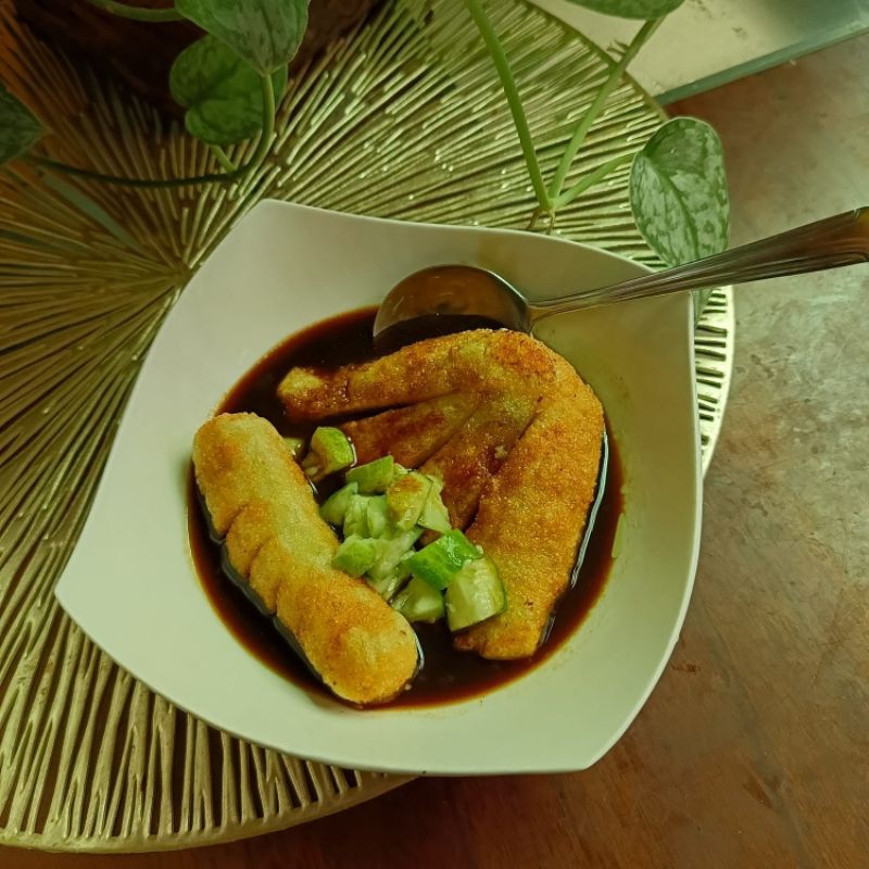 

pempek ayam + cuko pedas viral