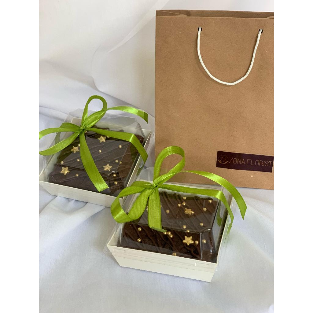 

Hampers Mini Brownis Batam Hampers