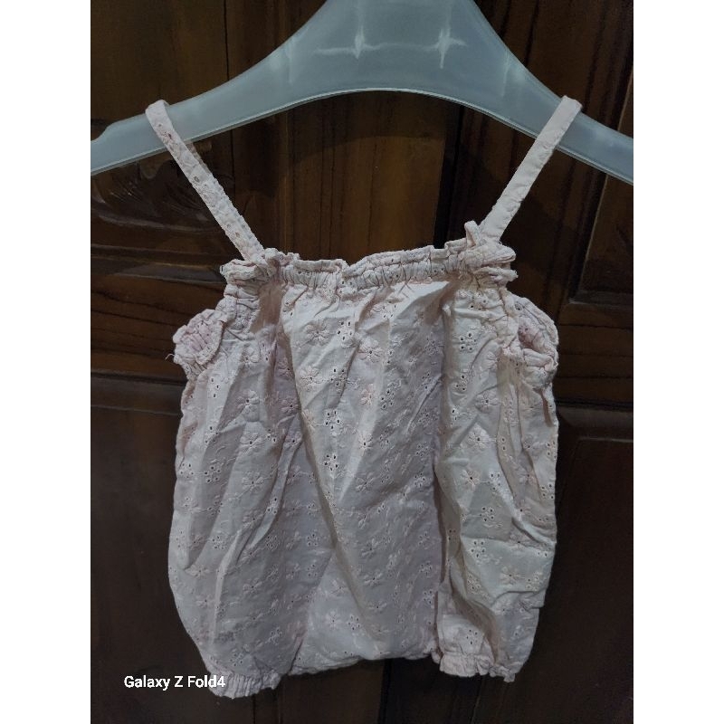 romper kutung katbol HnM preloved