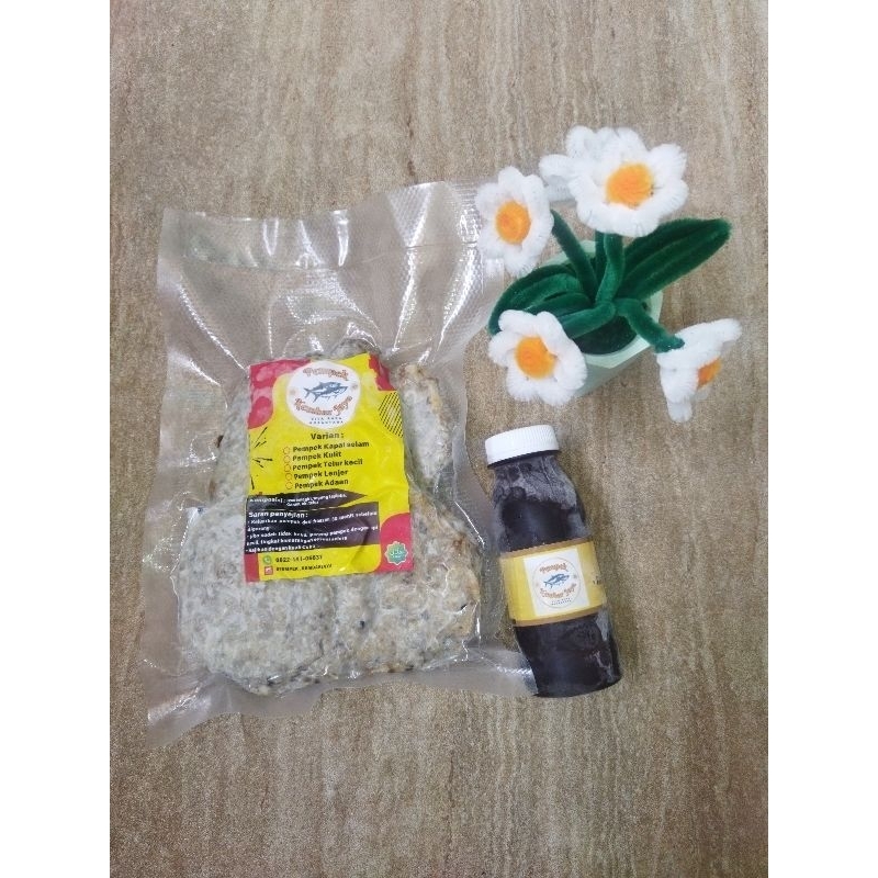 

Pempek Kulit isi 10 + cuko