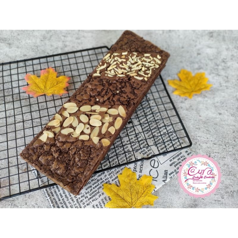 

Brownies Panggang Ayra Cake & Cookies Premium Padang