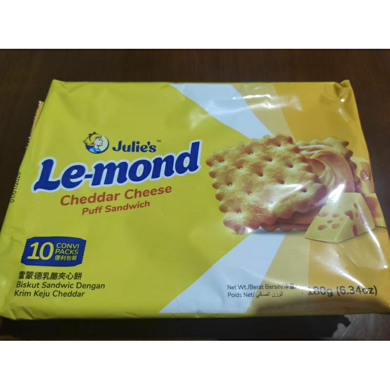 

julies le mond sandwich keju original malaysia