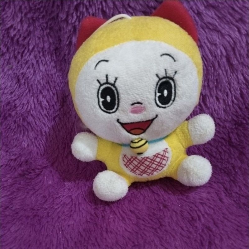 boneka dorami tali