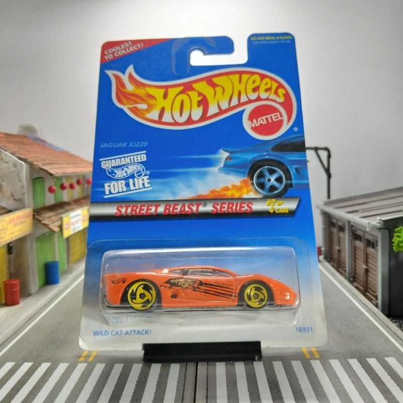 Hot Wheels Jaguar XJ220 Street Beast