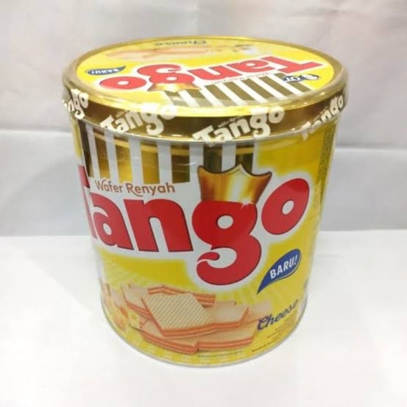 Wafer Tango Kaleng Rasa Chesse / Keju 247 gr
