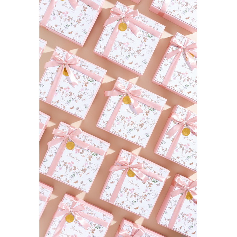 

Packaging Box / Hardbox Mukena / Paper Bag / Hard Box Hijab / Kotak Kado