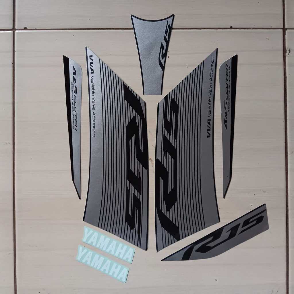 Striping stiker motor yamaha R15 vva 2023 HITAM