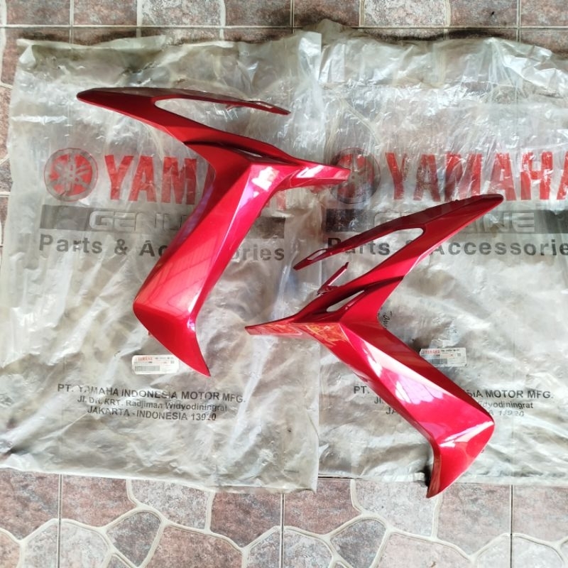 Tameng sayap Luar depan body cowling Xeon Karbu Merah Marun Hitam Biru Putih Original 44D YGP