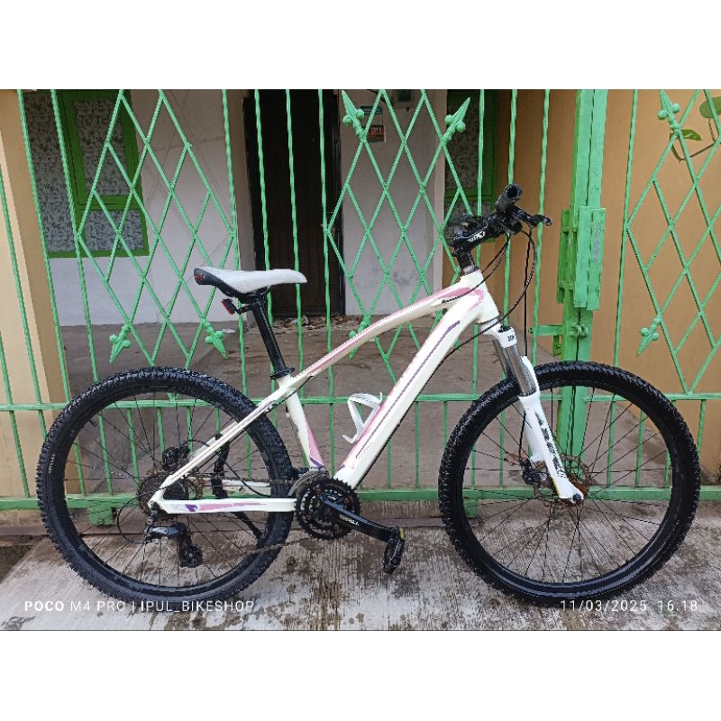 sepeda thrill vanquish 3.0 alloy ukuran 26