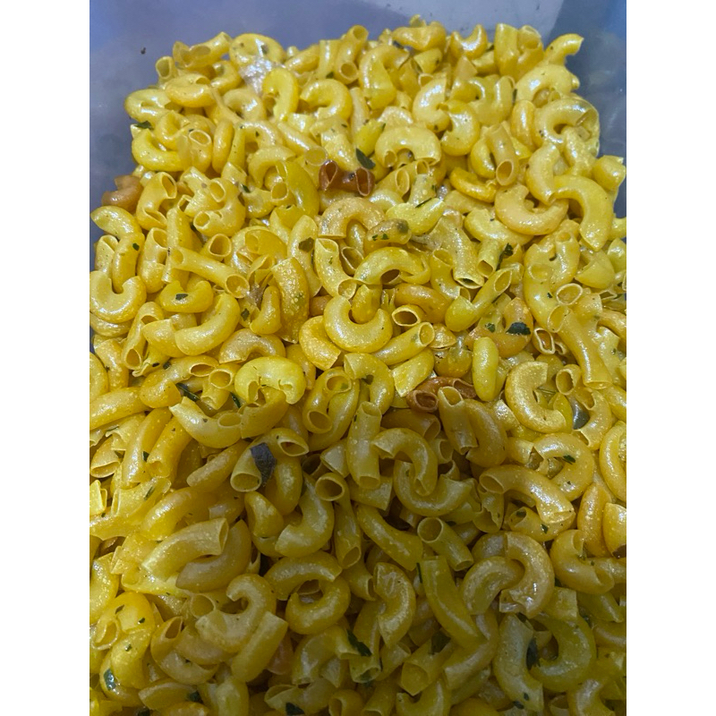 

kripik makaroni makroni asin jeruk nipis dapat 3pak kecil