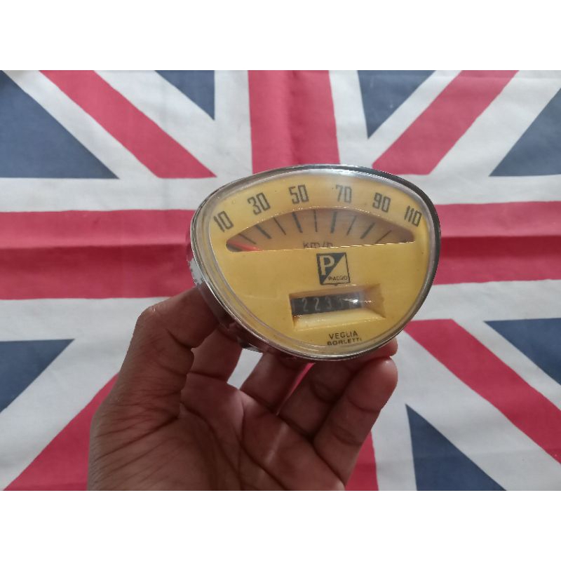 speedometer vespa super 66 original