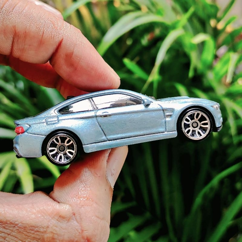 Paket Hot Wheels Loose (4 pcs) - BMW M2, BMW M4, Mercedes AMG GT3, & Cadillac ATS VR