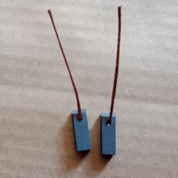 carbon brush 7x8x22 mm/ carbon brush  blower denso