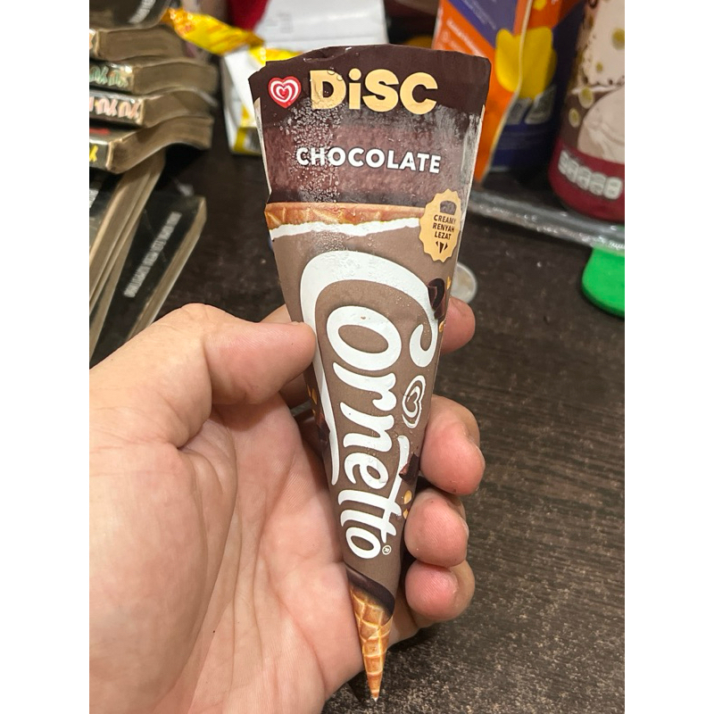 Es Krim Walls Cornetto Disc Chocolate