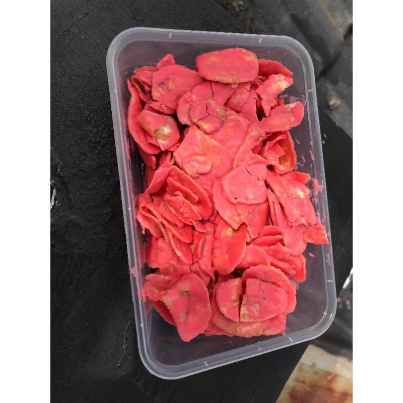 

kripik pisang strawberry/banana chip lumer mtijaya rasa strawberi 150gram