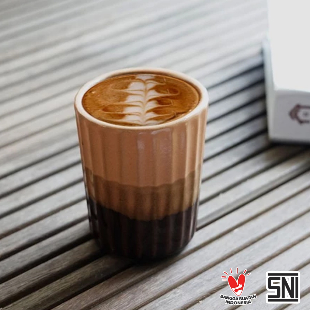 Naruna Cangkir Keramik Janaka