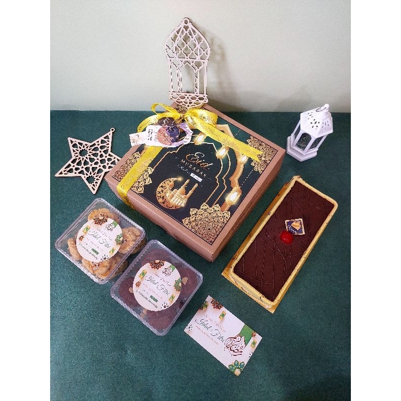 

Idul Fitri Hampers / Parcel Lebaran Cake dan Cookies