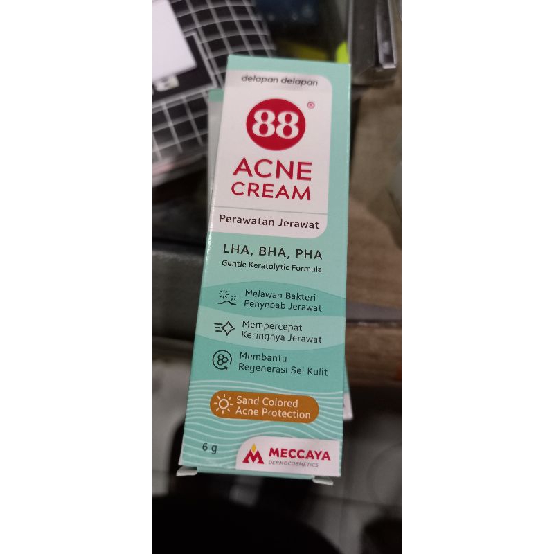 Salep jerawat 88 - 88 acne cream