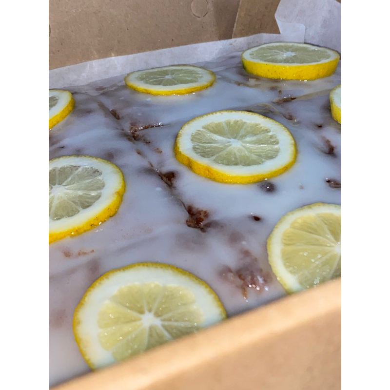 

Lemon Cake - Full Size