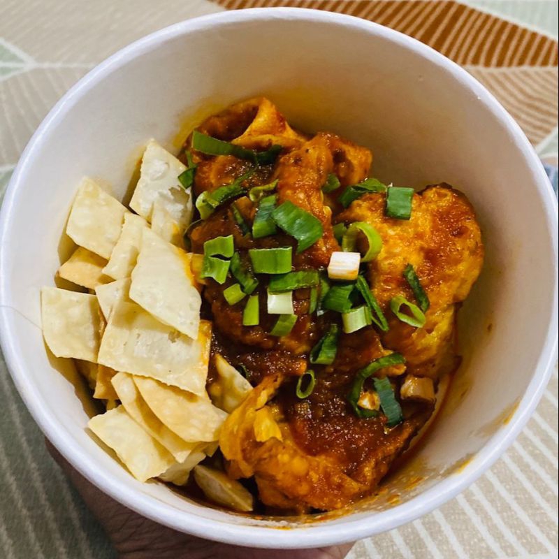 

pangsit chili oil