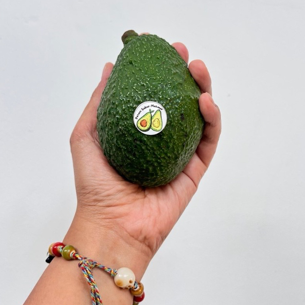 

Alpukat Hass Australia 1Kg GRADE A Fresh Dari Kebun Sendiri