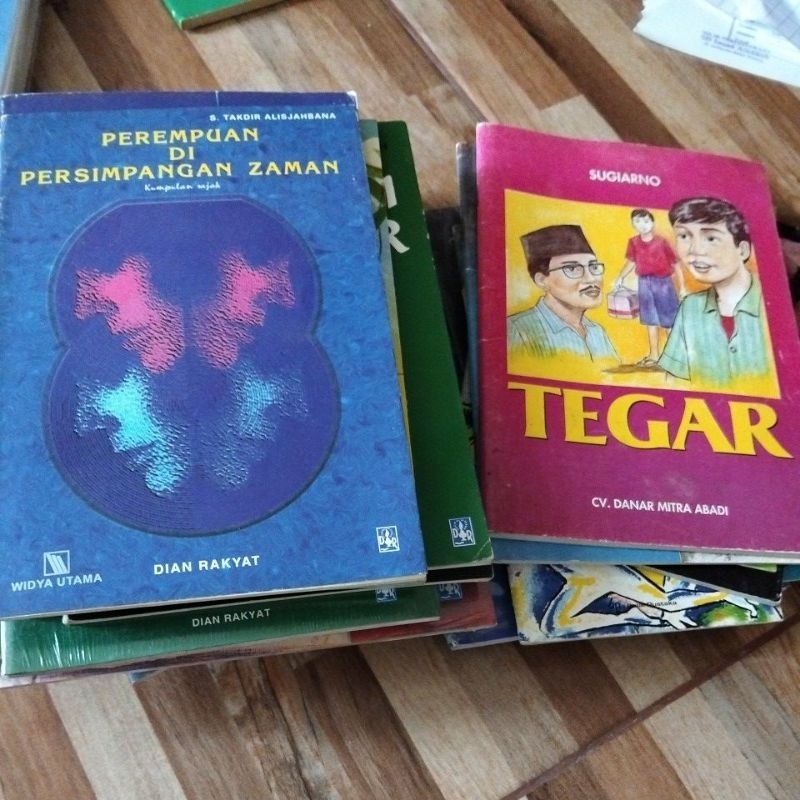 kumpulan puisi,sajak dan sastra