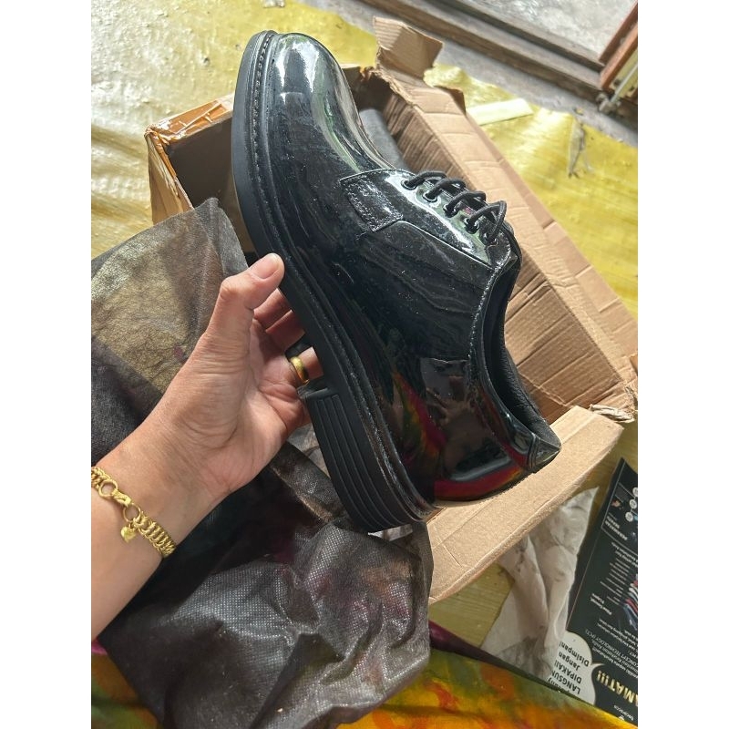 SEPATU PDH   JATAH TNI