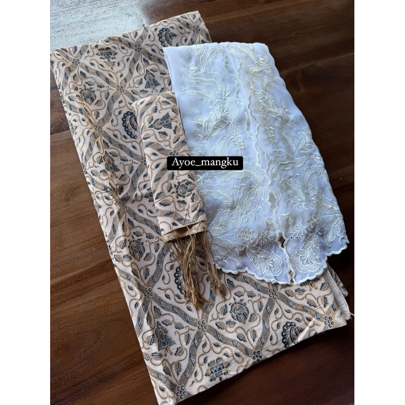 kain kebaya sifon bordir