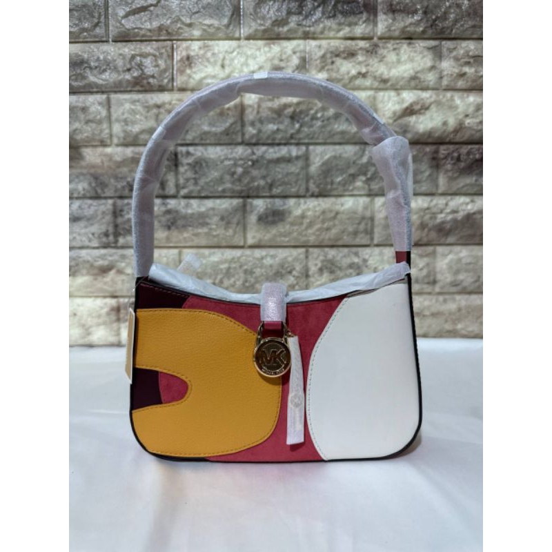 Tas Wanita MK Lyra Shoulder Bag