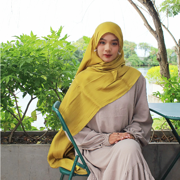 Pashmina Shimmer - Hijab Mewah untuk Pesta - Lami Jilbab - Pashmina Aliana Muslim Elegan