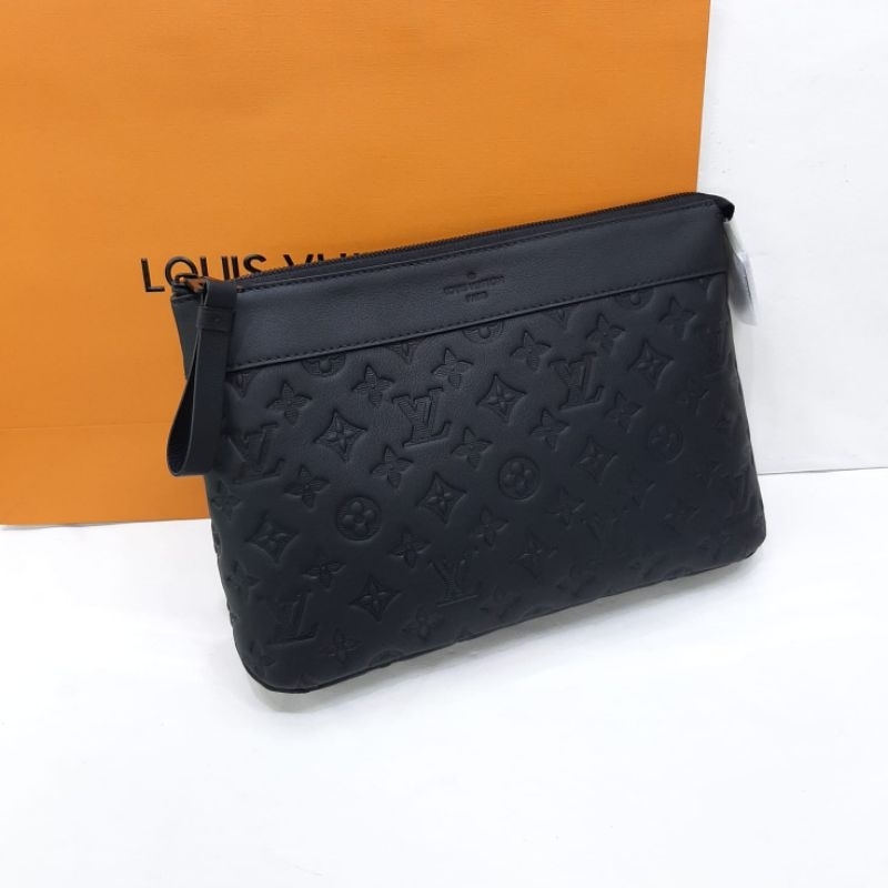 CLUTCH BAG TAS TANGAN PRIA LV0709 BLACK MONO EMBOS LEATHER SUPER MIROR VIP