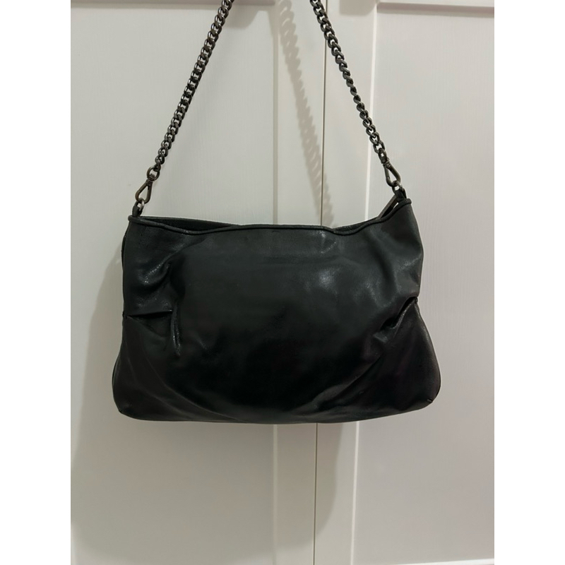 H by Ekatrina Preloved