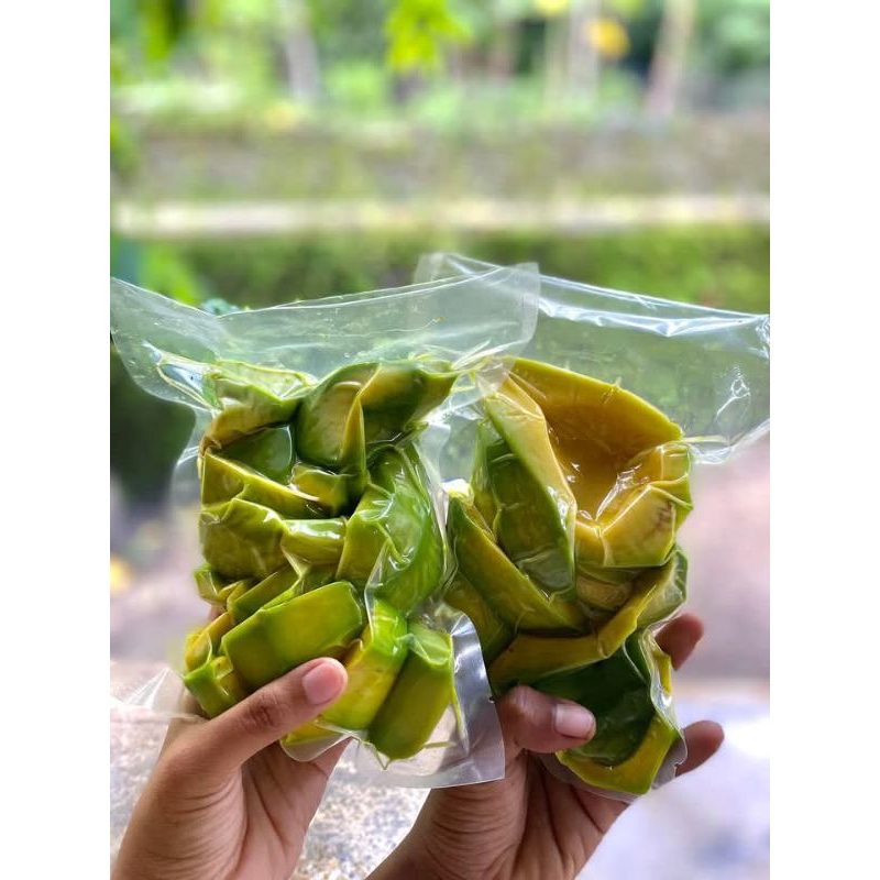 

alpukat mentega Muria Frozen 1 kg manis legit pulen