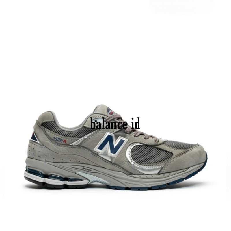 Sepatu Sneakers N Balance 2002 R - Light Grey