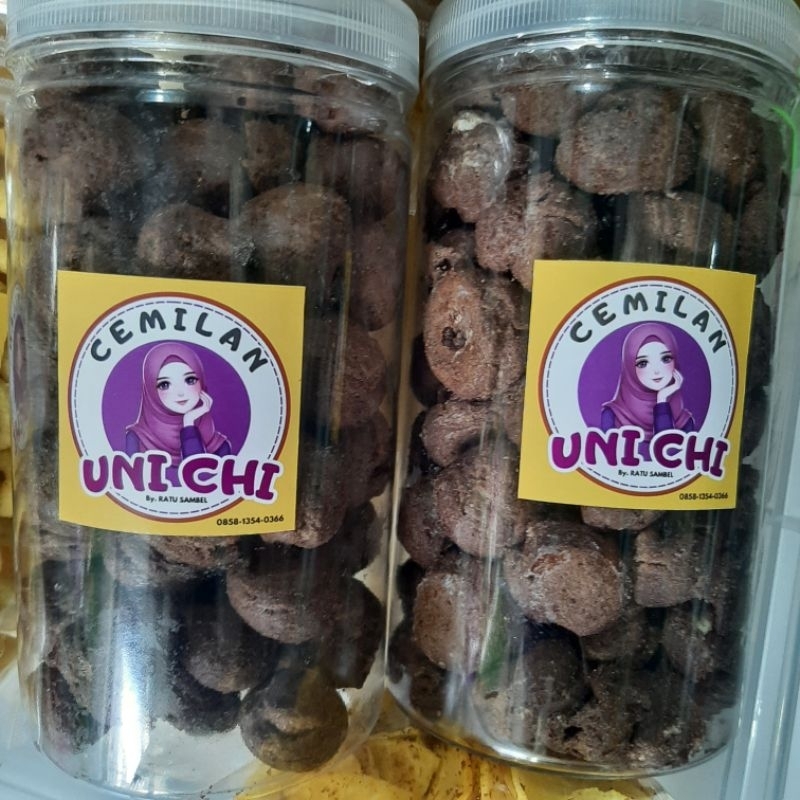 

Cemilan Uni Chi Sus Coklat isi Vanila 500 gram