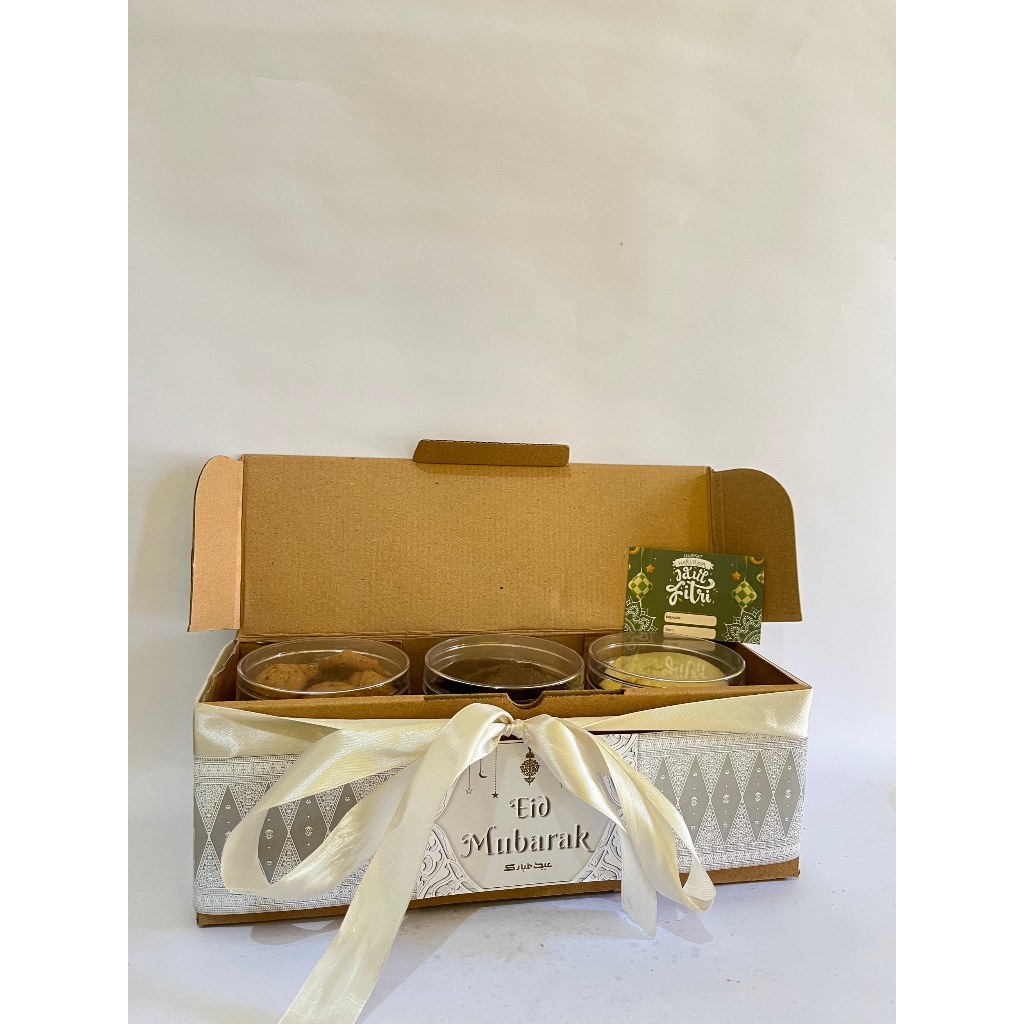 

Hampers Kue Kering Premium Spesial Lebaran Bisa COD by Wadai Foodies