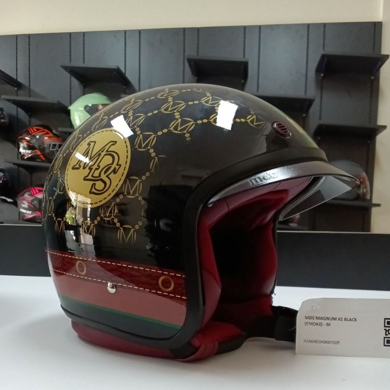 HELM WANITA MDS MAGNUM #1 BLACK (SMOKE)