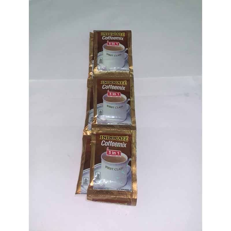 

KOPI INDOCAFE COFFEMIX 3 in 1 (kopi + gula) 1 RENCENG