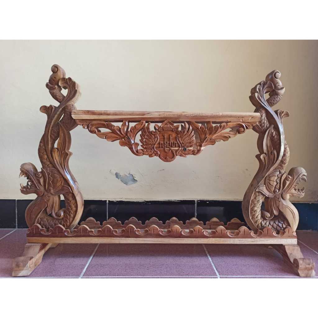 Jagrak / Tempat Tombak Kayu Jati