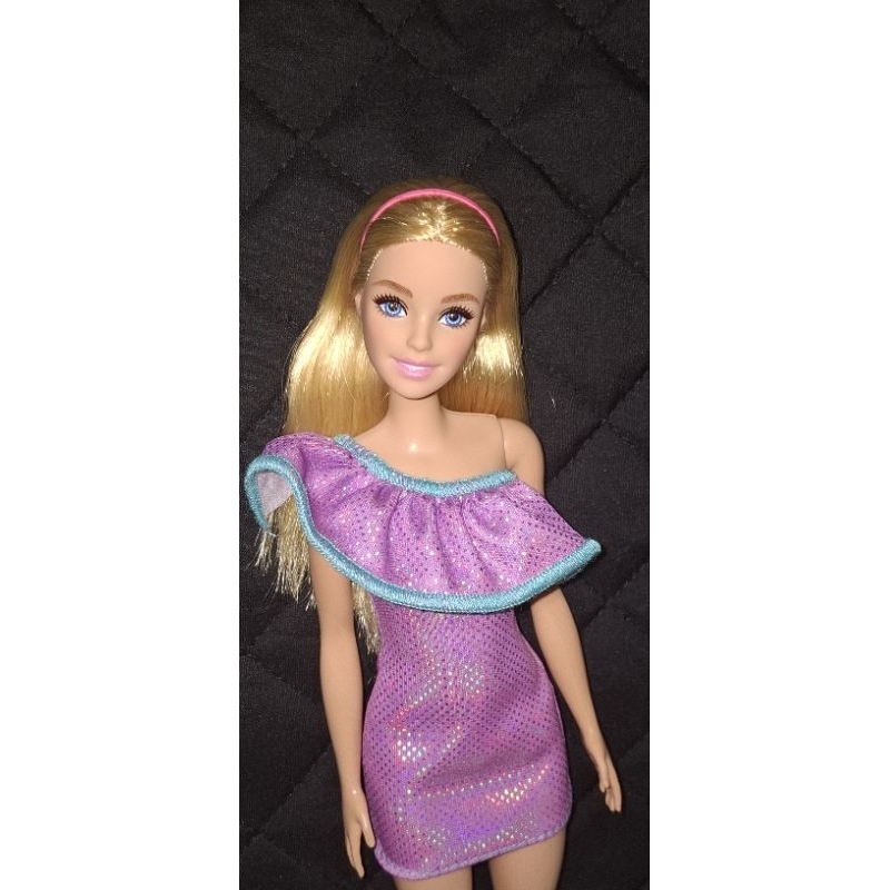 boneka barbie millie