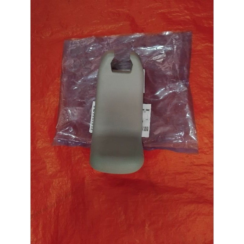 Cover baut jok depan bagian belakang tengah kiri innova 2009-2015 ori 1buah