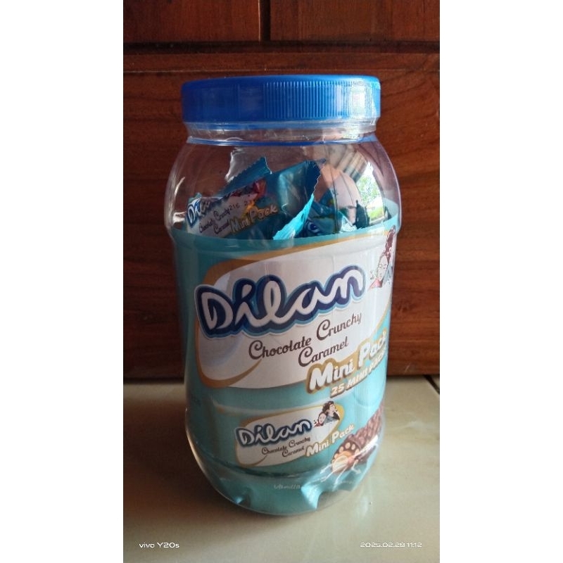 

Dilan chocolate crunchy caramel toples 25 pcs