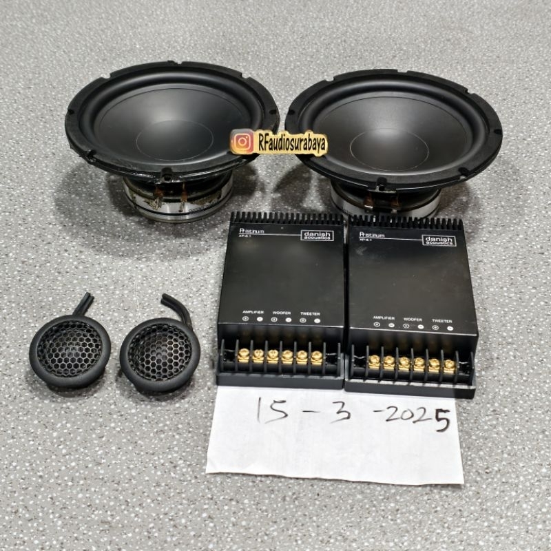 speaker split  2 way Danish acoustics made in scandinavia