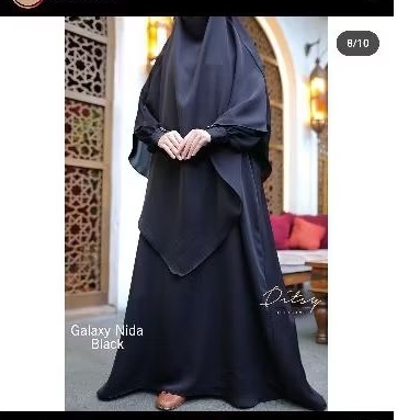 DITSY NWT /levera black / nightgown ditsy