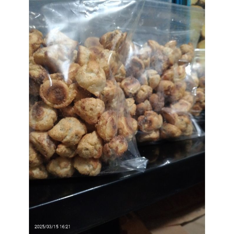 

KUE SOES COKLAT LUMER //250GR KUE KERING COKLAT LUMER