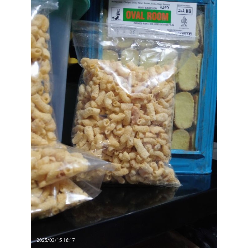 

MAKARONI CRANCH ORIGINAL//250GR//RENYAH GURIH