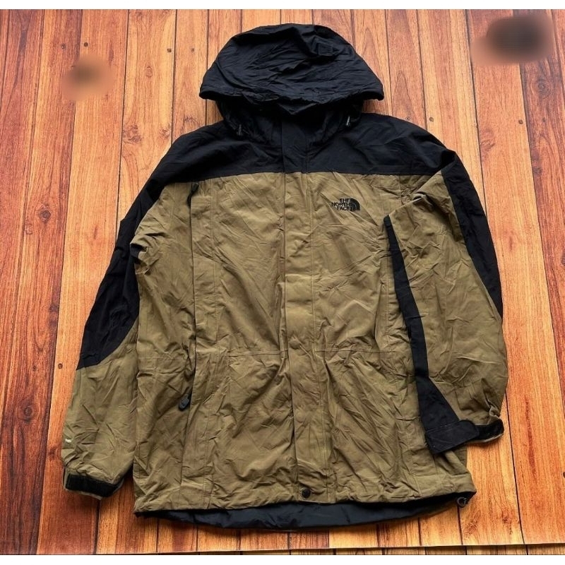 The North Face Hyvent Waterproof 01